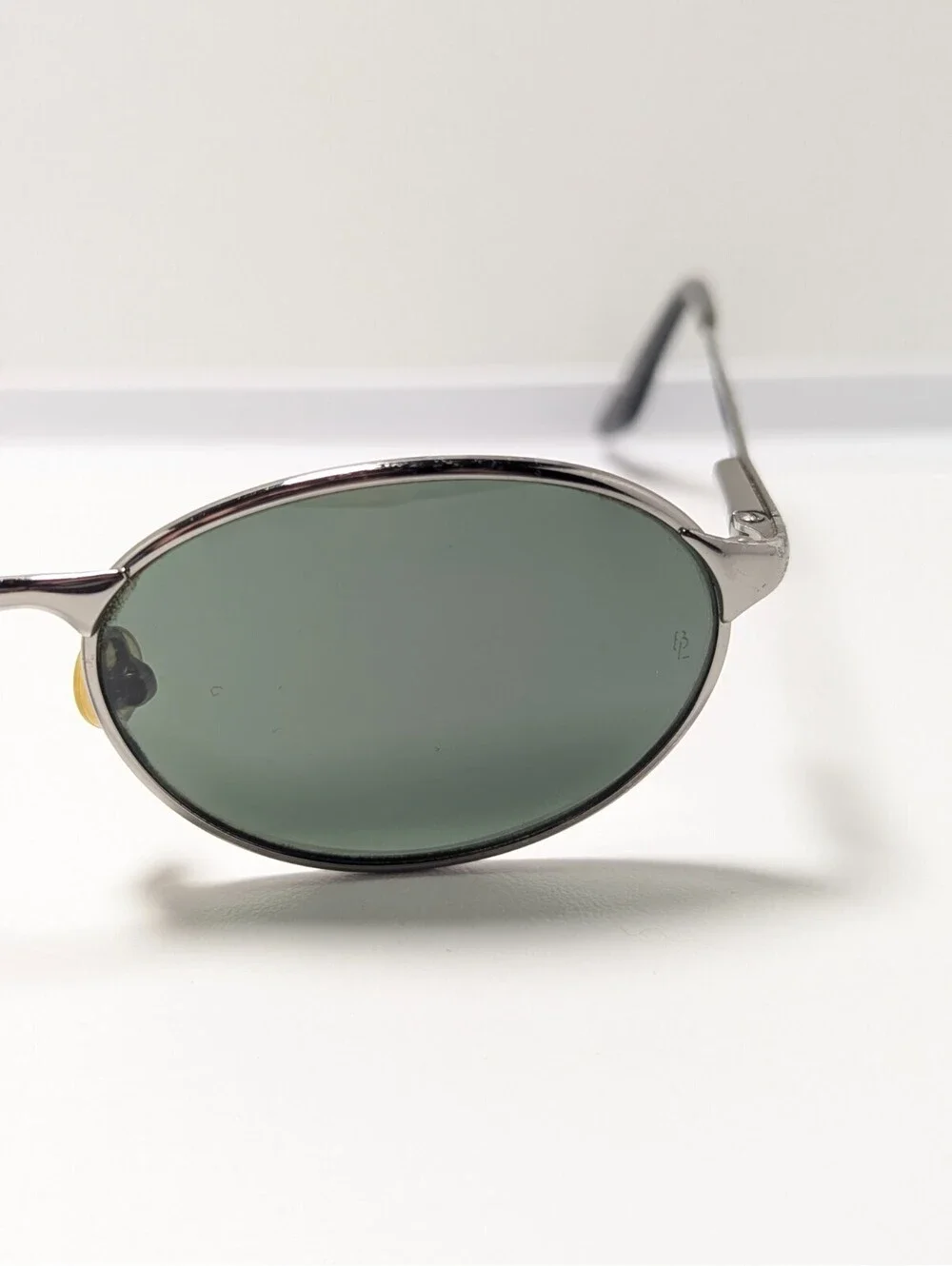 Ray-Ban B&L W2839 HIGHSTREET Retro Green Vintage Silver Oval Fashion Sunglasses